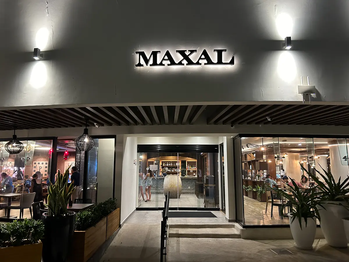 Maxalの外観