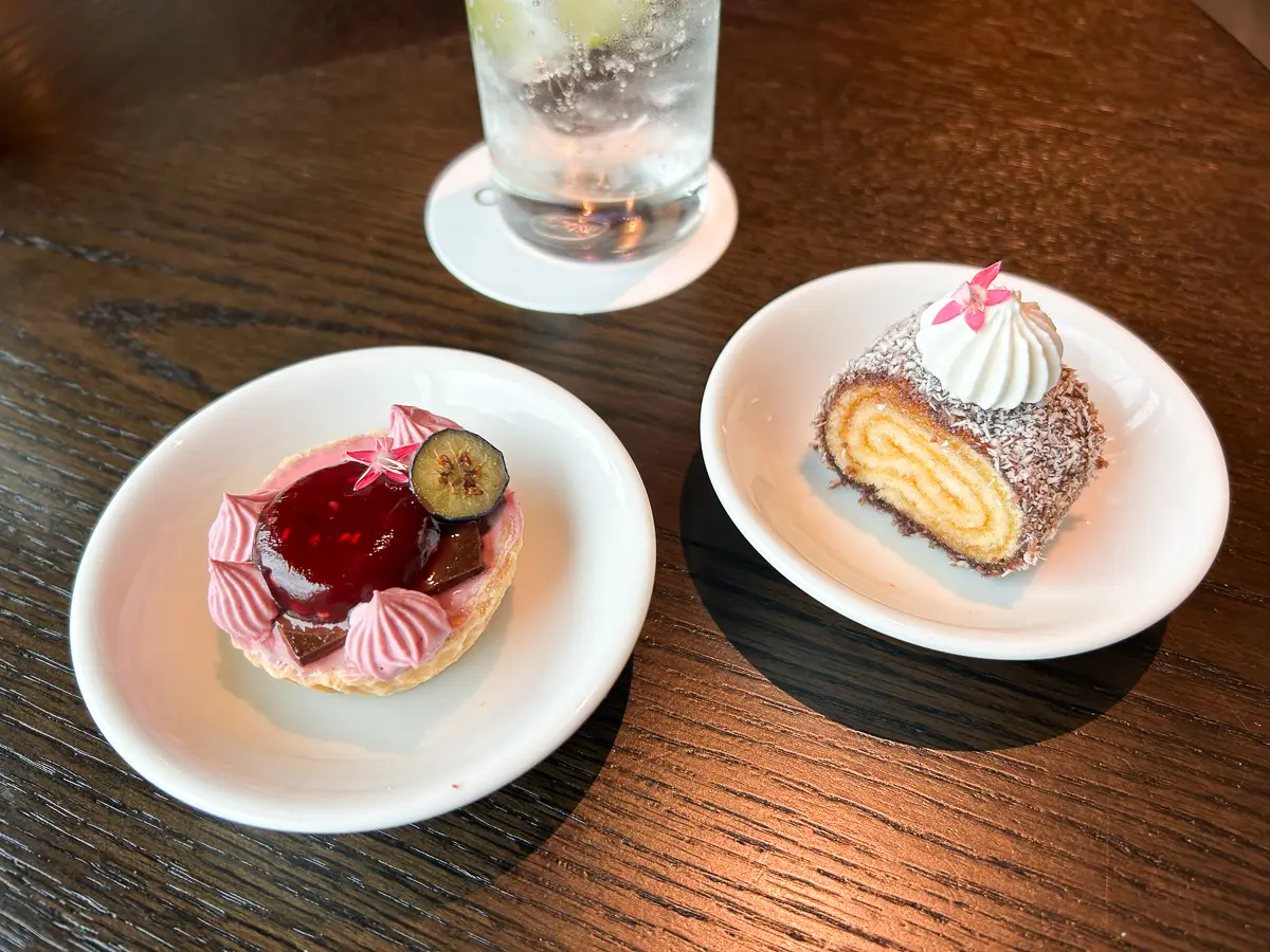 アフタヌーンティーのスイーツ