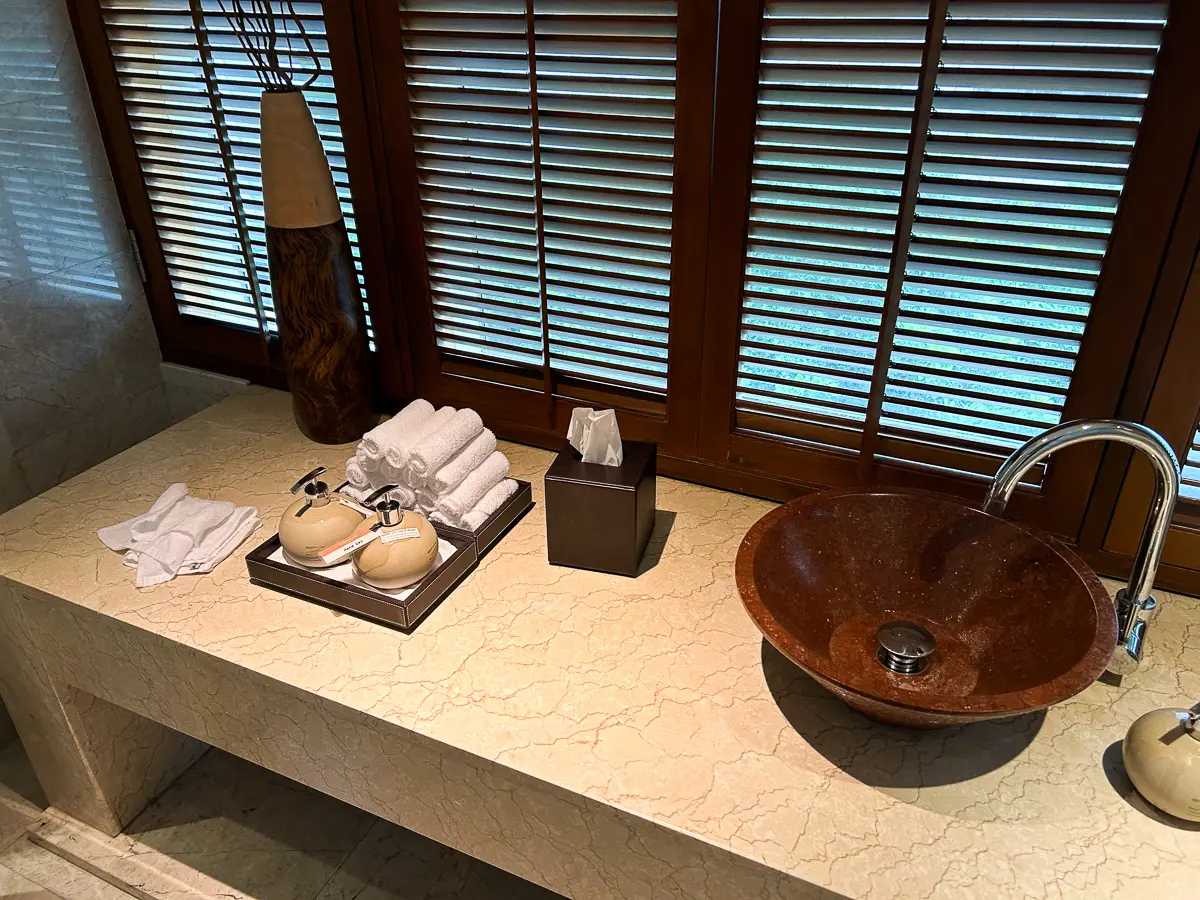 エグゼクティブラウンジの洗面台