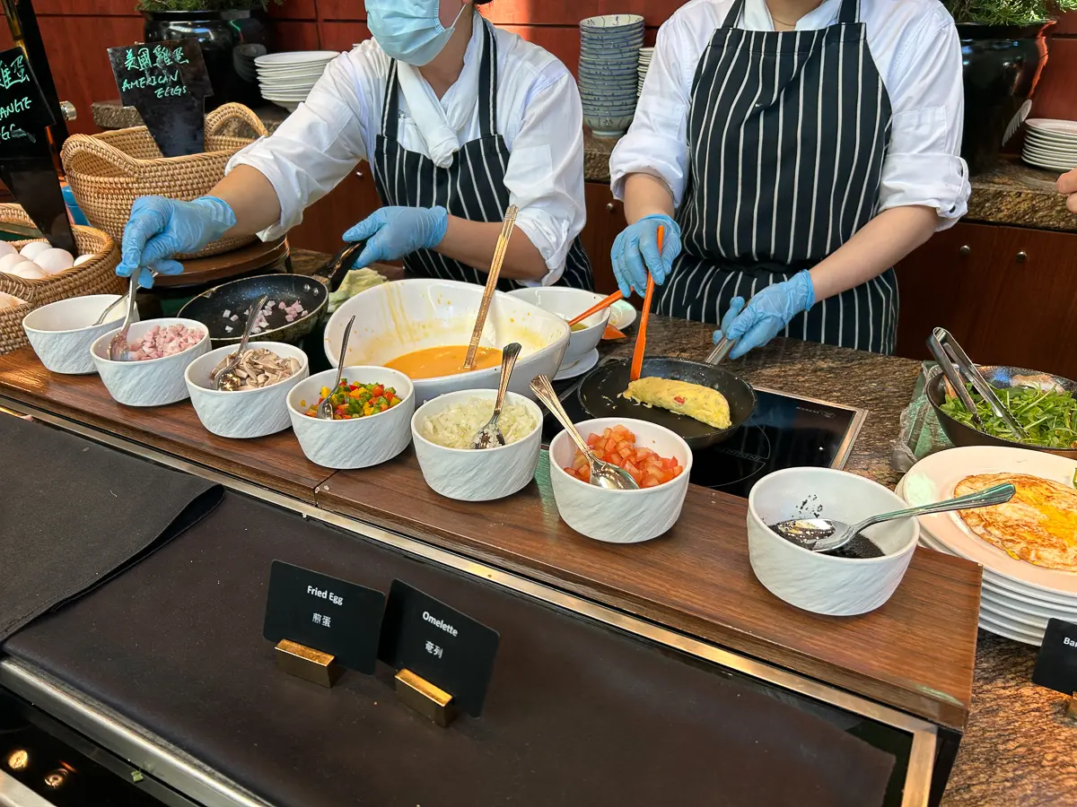 朝食ビュッフェ