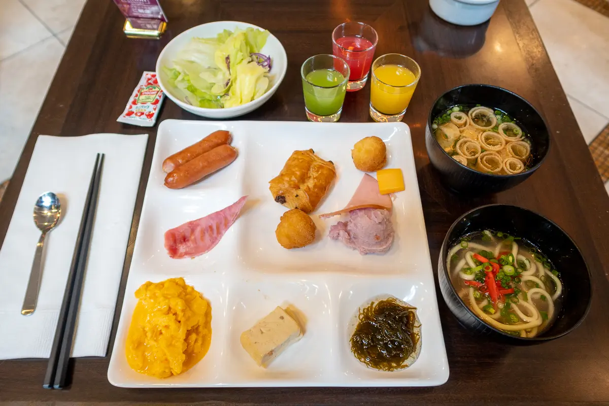 朝食ビュッフェ